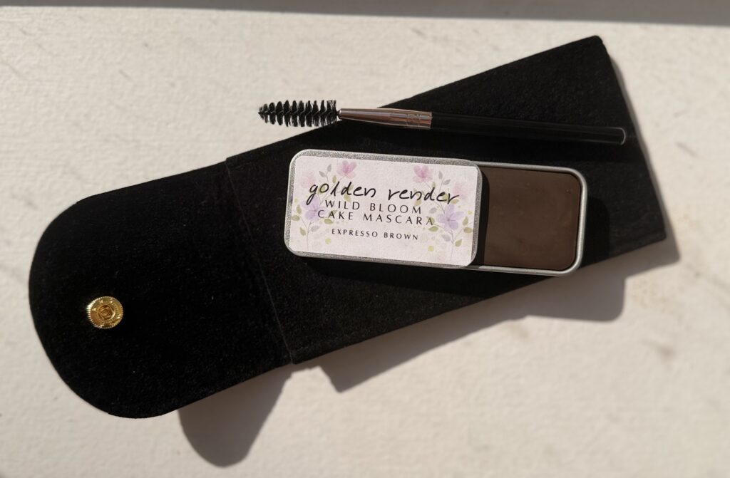 WILD BLOOM CAKE MASCARA